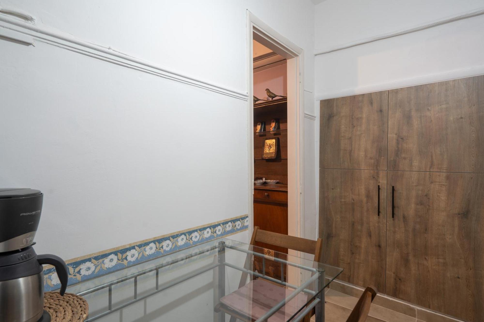 The Sweetest Acropolis Flat * Athens